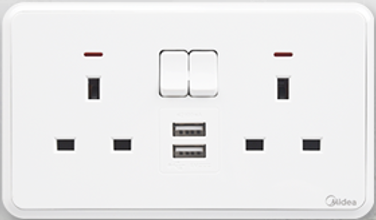 2 Sockets With Switch & 2 Usb
